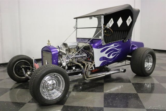 1924 Purple Ford T-Bucket