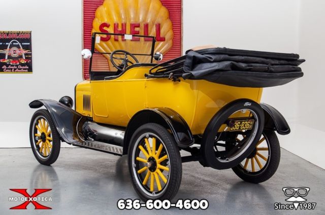 1924 Yellow over black Ford Model T Convertible