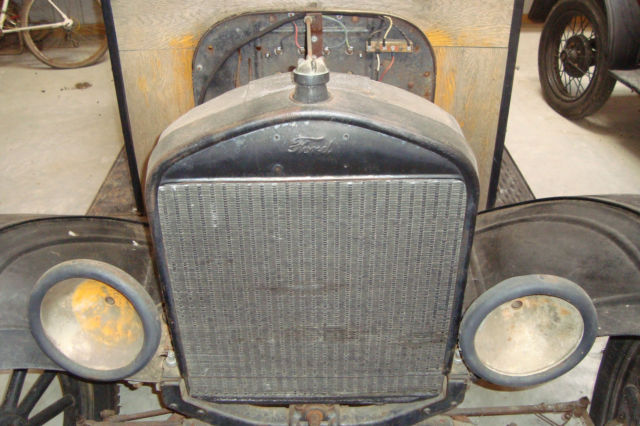1924 BLK Ford Model T Cab &amp- Chassis