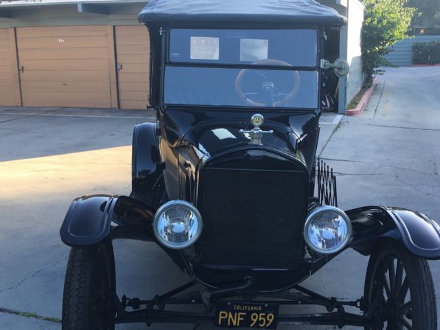 1924 Black Ford Model T Roadster
