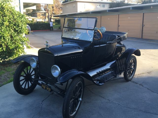 1924 Black Ford Model T Roadster