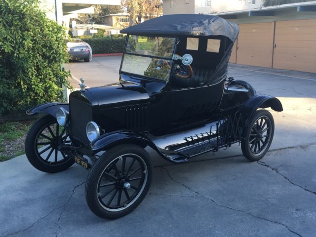 1924 Black Ford Model T Roadster