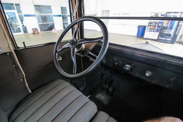 1924 Black Ford Model T Roadster