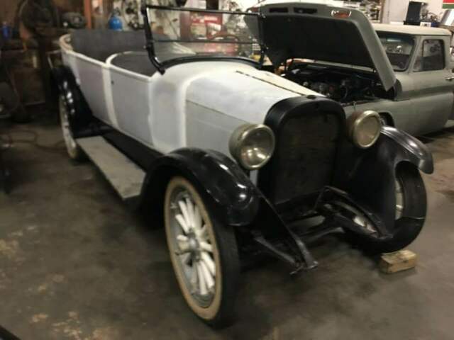 1925 White Plymouth Touring Convertible