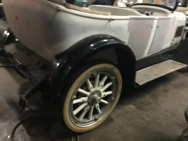 1925 White Plymouth Touring Convertible