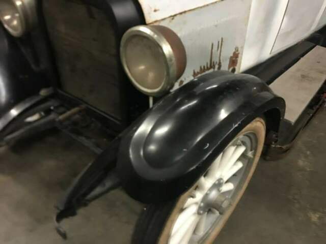 1925 White Plymouth Touring Convertible