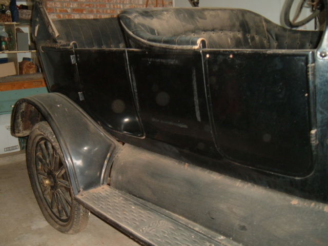 1925 Black Ford Model T Touring T