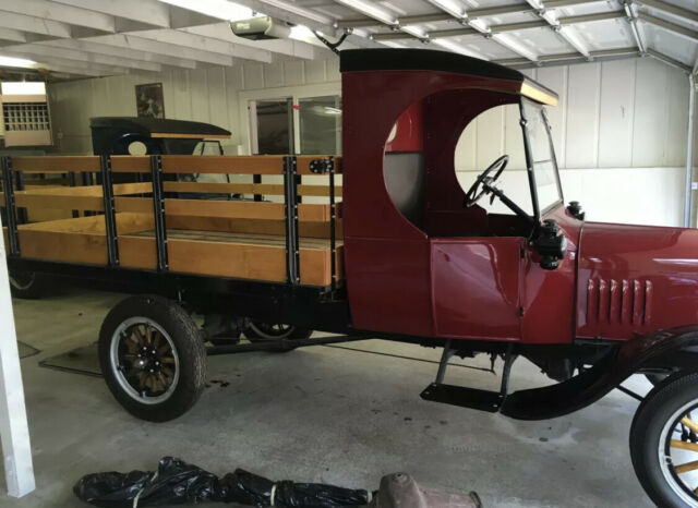 1925 Red Ford Model T