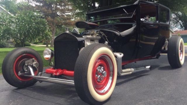 1925 Black Ford Model T Sedan