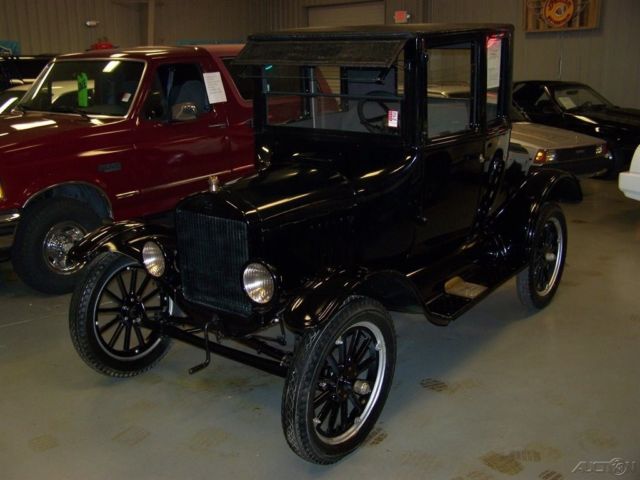 1925 Black Ford Model T