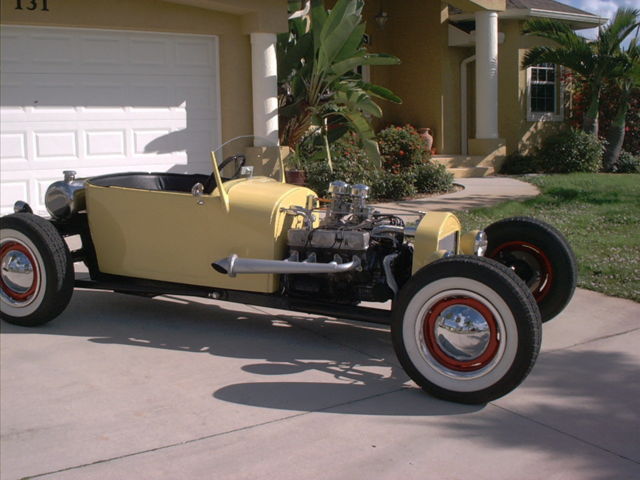 1926 Yellow Ford Model T Roadster