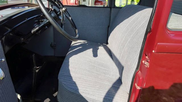 1926 maroon Ford Model T Coupe