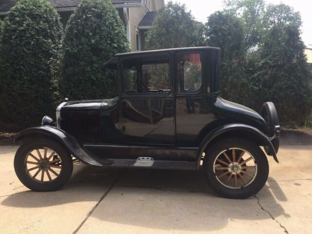 1926 Ford Model T Coupe