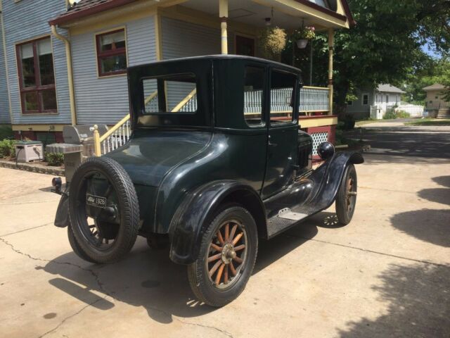 1926 Ford Model T Coupe