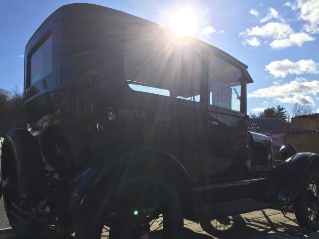 1926 black Ford Model T tudor