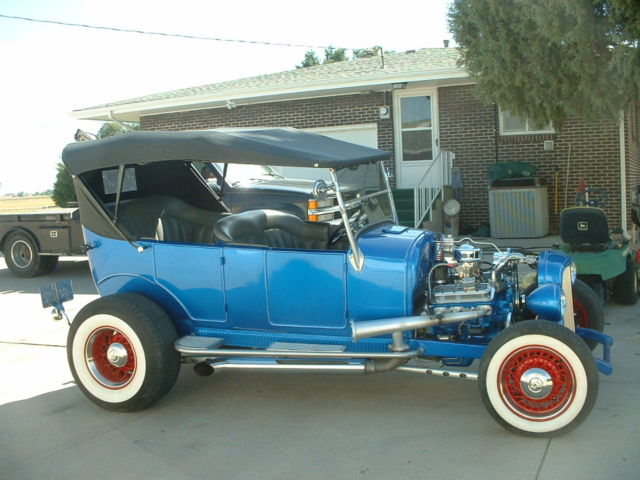 1926 Blue Ford Model T Convertible