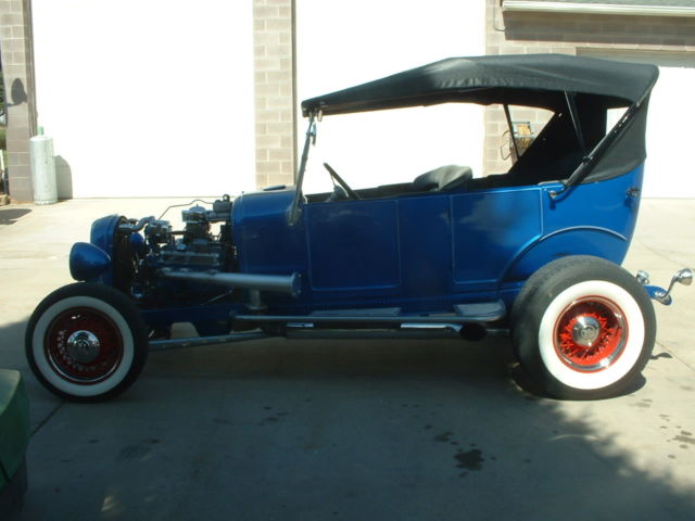 1926 Blue Ford Model T Convertible