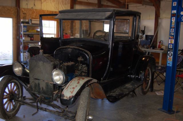 1926 Black Ford Model T 2 Dr Coup