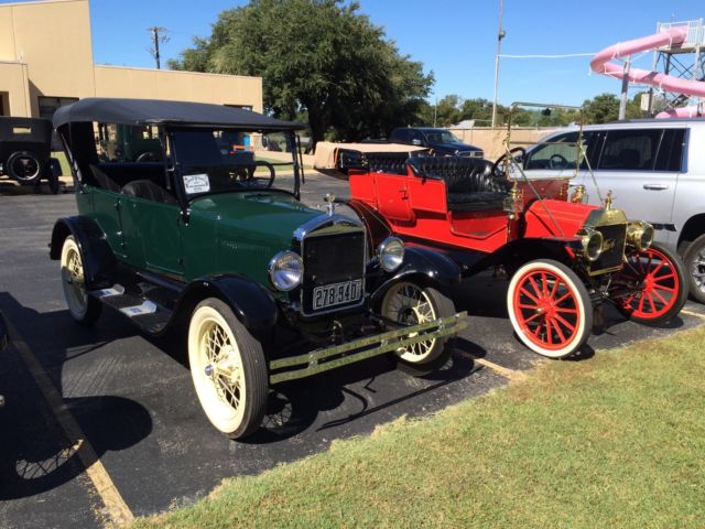 1926 green and black Ford Model T Convertible