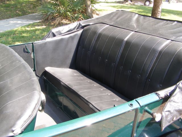 1926 green and black Ford Model T Convertible