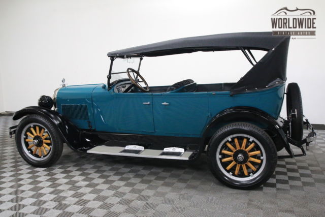1926 Teal Dodge SEDAN