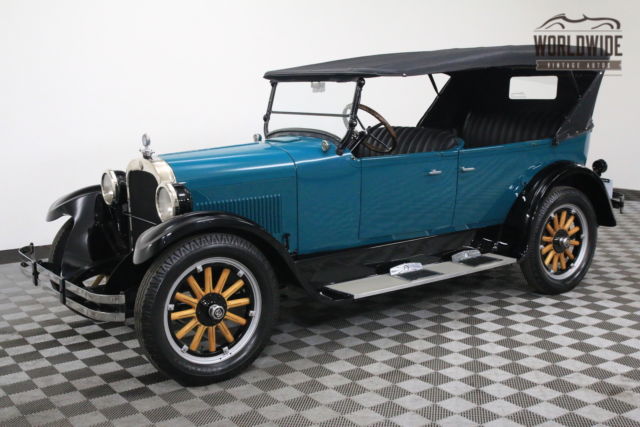 1926 Teal Dodge SEDAN