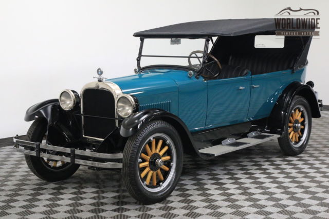 1926 Teal Dodge SEDAN