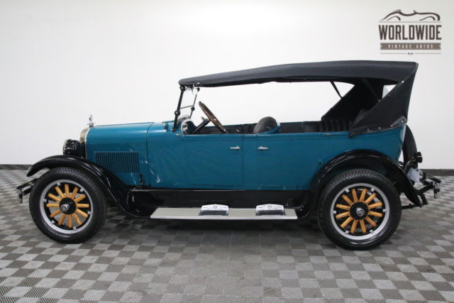 1926 Teal Dodge SEDAN