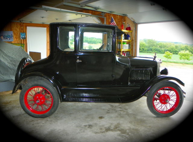 1927 Black Ford Model T Coupe