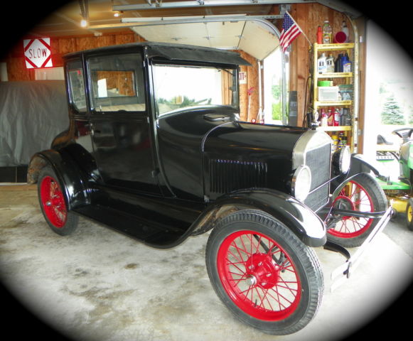 1927 Black Ford Model T Coupe
