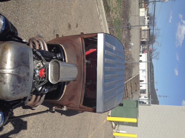 1927 Rust Ford Model T Tudor sedan