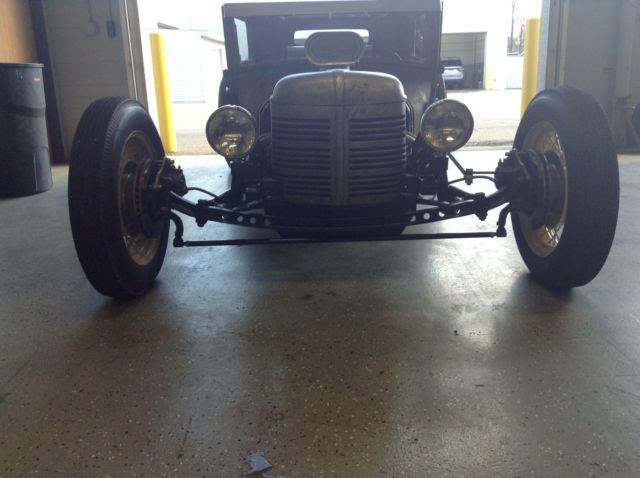 1927 Rust Ford Model T Tudor sedan