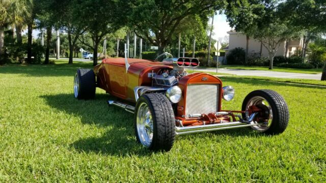 1927 Brown Ford Model T Convertible