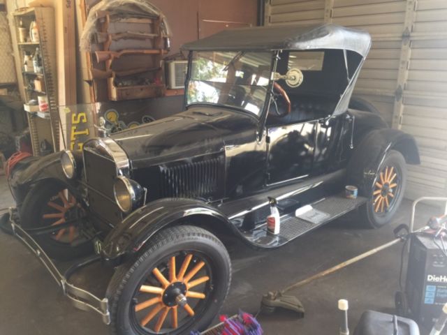 1927 Black Ford Model T Coupe