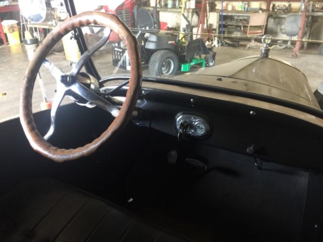 1927 Black Ford Model T Coupe