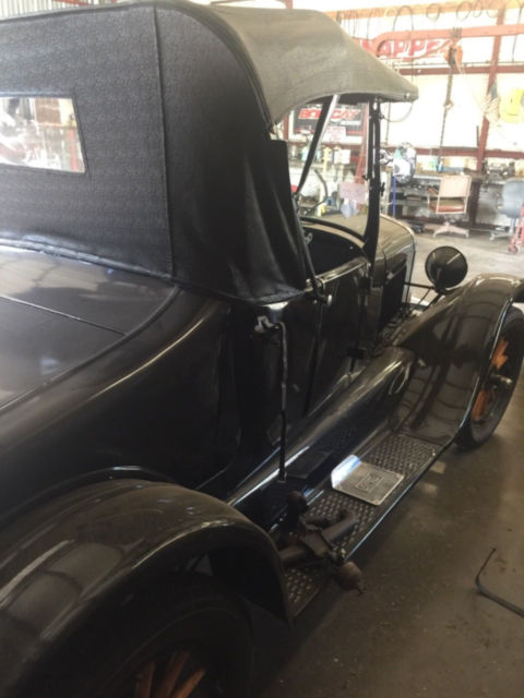 1927 Black Ford Model T Coupe
