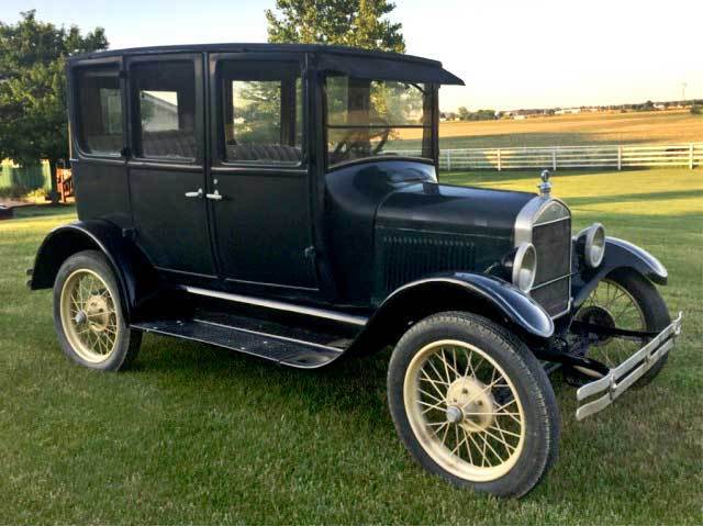 1927 Ford Model T Sedan