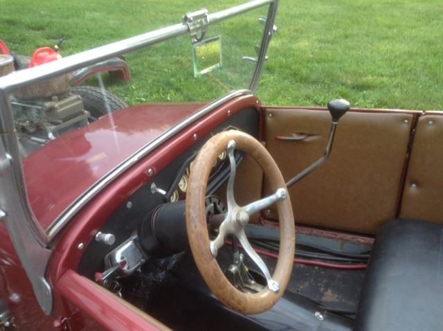 1927 maroon Ford Model T
