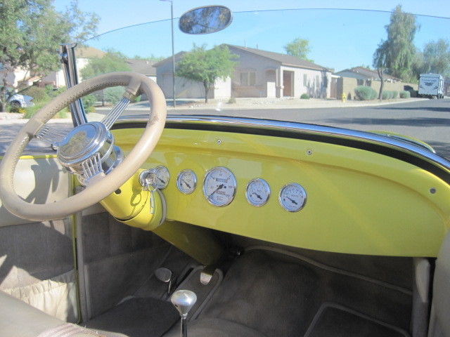 1927 Yellow FORD G80 T BUCKET