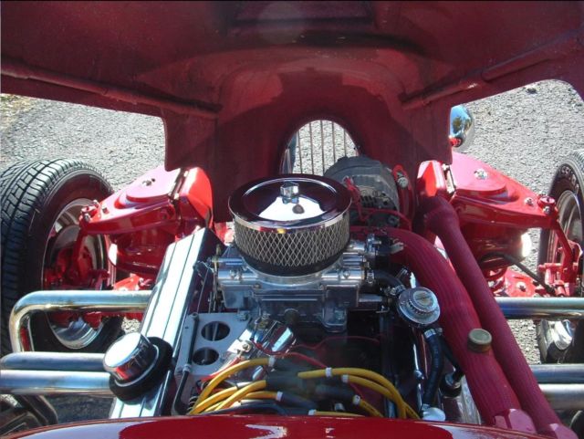 1927 Red Ford Model T Convertible