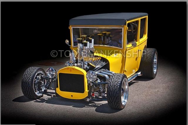 1927 Yellow Ford Model T Sedan