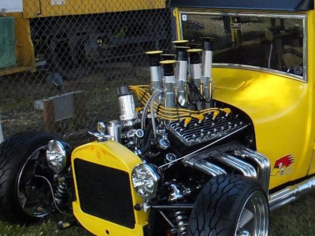 1927 Yellow Ford Model T Sedan