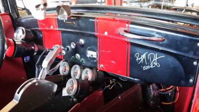 1927 Black / Red Ford Model T Coupe