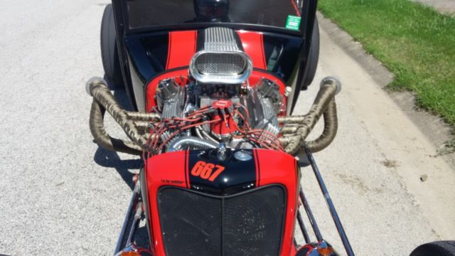 1927 Black / Red Ford Model T Coupe