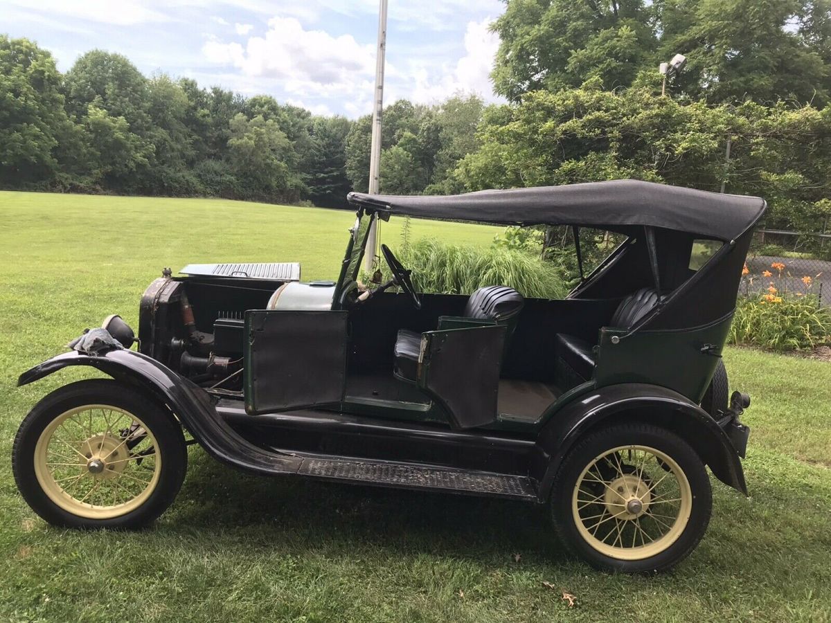 1927 Green Ford T