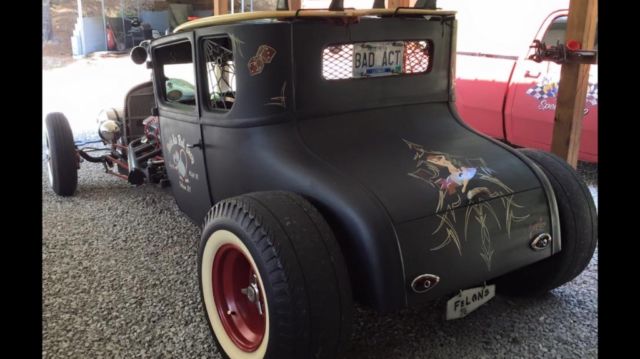 1927 Black Ford Model T Coupe