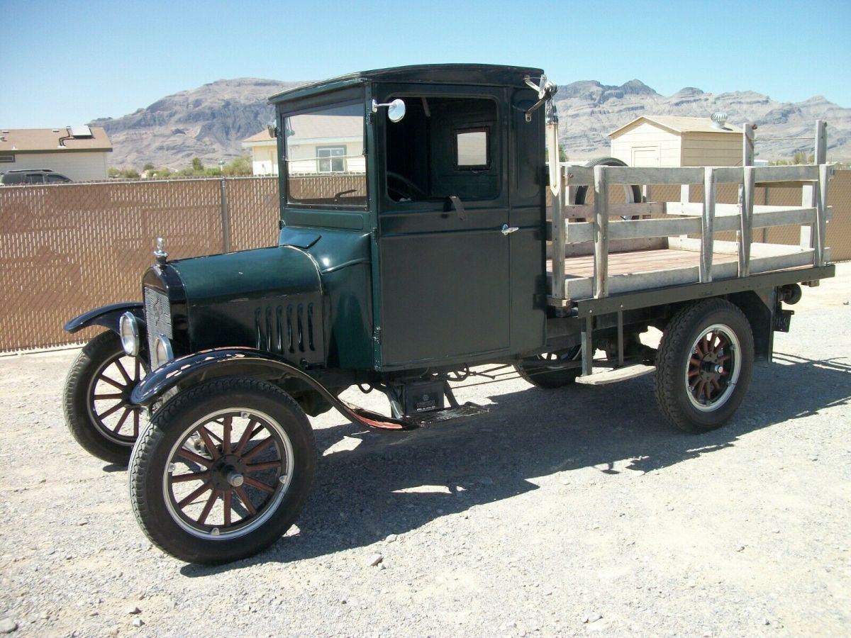 1927 Green Ford Model T