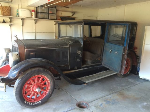 1927 Black Ford Model A tamdom sport