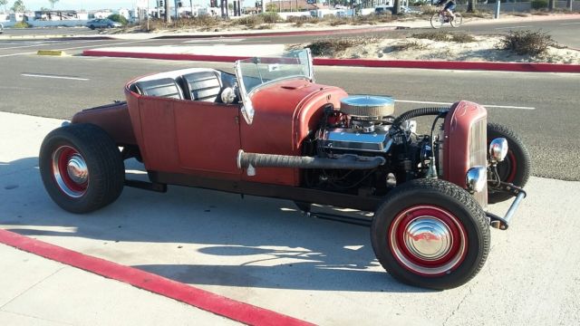 1927 Red Ford Model T Convertible