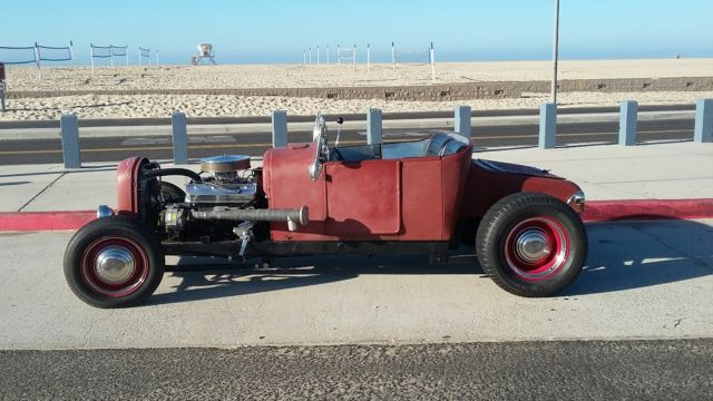1927 Red Ford Model T Convertible